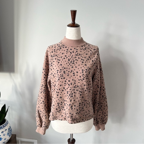 Abercrombie & Fitch Trendy Leopard High Neck Bubble Sleeve Sweatshirt - Picture 7 of 12